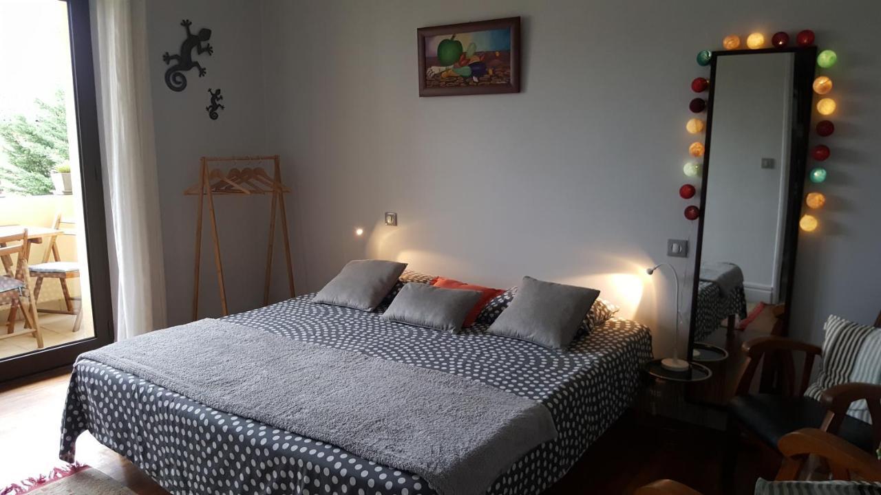 Margouillat Chambre D'Hote 菲雅克 外观 照片